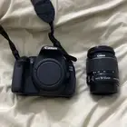 للبيع كاميرا Canon بحالة ممتازة