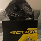 للبيع خوذة SCORPION EXO جديدة