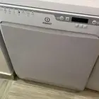 غسالة صحون انديست ايطالي 8 برامج
