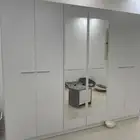 خزانة من هوم بوكس وطاولات