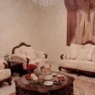 مجلس كامل للبيع كنب وستارة  وسجادة وطاولات
