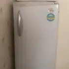 فريزر صغير ومايكرويف