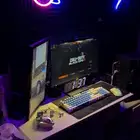 Pc وشاشة للبيع