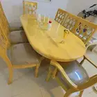 طاولة طعام