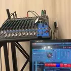 دي جي