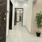 دور أرضي صغير للإيجار مؤثث بالكامل - محايل عسير