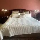 غرفة نوم كاملة خشب اصلي ونوعية ممتازة