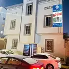 عمارة للبيع بحي العزيزة جديدة دورين وملحق (3شقق) جديدة