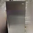 ثلاجه وفريزر للبيع المستعجل