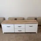 للبيع طاولات واغراض منزلية مستعملة