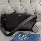 حقيبة سوداء ماركة زايروس