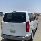 سيارة هونداي عائلية للبيع