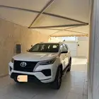 جيب فورشنر 2021 ديزل دبل 2400 نظيف جدا جدا