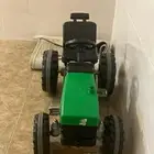 سيارة صغيرة