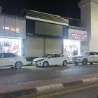 كلادينج و مكيف اسبليت للبيع بحالة جيدة