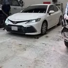 احتاج سيرا 2018 ب مقابل كامري 2023
