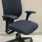 كرسي دوار شركة steelcase