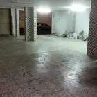 كراج سيارات او مستودع