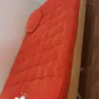 كرسي يقلب سرير وكنبه كبيره مع كرسي