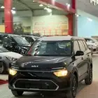 كيا كارنس GL اسود 2025 لدى الخضر للسيارات
