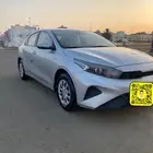 كيا سيراتو.