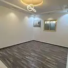 شقة واسعه للإيجار بحي النهضة 3 غرف وصالة