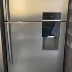 للبيع  ثلاجة LG مستعملة بحالة جيدة