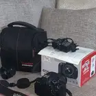 كاميرا كانون احترافيه مع ملحقاتها جديده