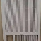 غطاء مكيف شباك أبيض يمين 35