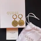 حلق GUESS مع ملحقاته