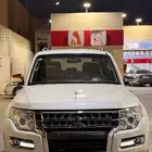 باجيرو 2020 مكينة 3.8 فل كامل ذهبي نظيف ممشى قليل