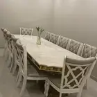 طاولة طعام و12كرسي بتصميم أنيق ماشالله