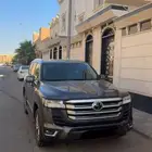 لاند كروزر 2025 GXR3 السوم وصل 250