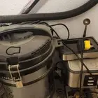 مكينة قهوة اسبريسو ومكنسة كهربائية اصليه