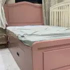 سرير نفر ونص استعماال خفيف فيه 4 ادرج تخزين سحااب