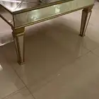 طاولة قهوه وطاولات جانبيه