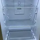 ثلاجة استخدمت استخدام نظيف سعرها 2000 تقريبا  ببيعها ب 1300
