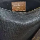 شنطة نسائي كلاسيك اصلي استعمال قليل