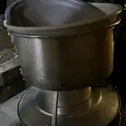 صحون تقديم ابو ركزه وقدور ذبايح نظيفه وجديده