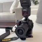 كاميرا نيكون D7000 الاحترافية