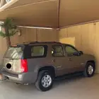 جي ام سي يوكن 2014 .