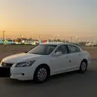 هونداي اكورد ستاندر. 2009