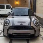 مني كوبر 2022