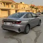 للبيع يارس2023ماشيه40 الف بودي ومحركات وكاله وعلى الشرط