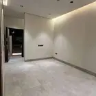 للبيع فلل العزيزية جوار محطة الدريس (الدفاع)