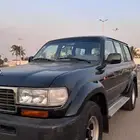 جيب تويوتا لاندكروزر مخزن