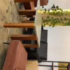 كوفي للتقبيل ( اثاث فاخر ) ومعدات قهوة مكينة طواحين ثلاجة