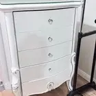 دولاب مع تسريحة و شوفينير و جزامة من المطلق