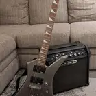 جيتار كهربائي جاكسون واريو مع امبلفاير لاين 6 Jackson Guitar