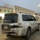 للبيع باجيرو 2017 ابيض بنزين